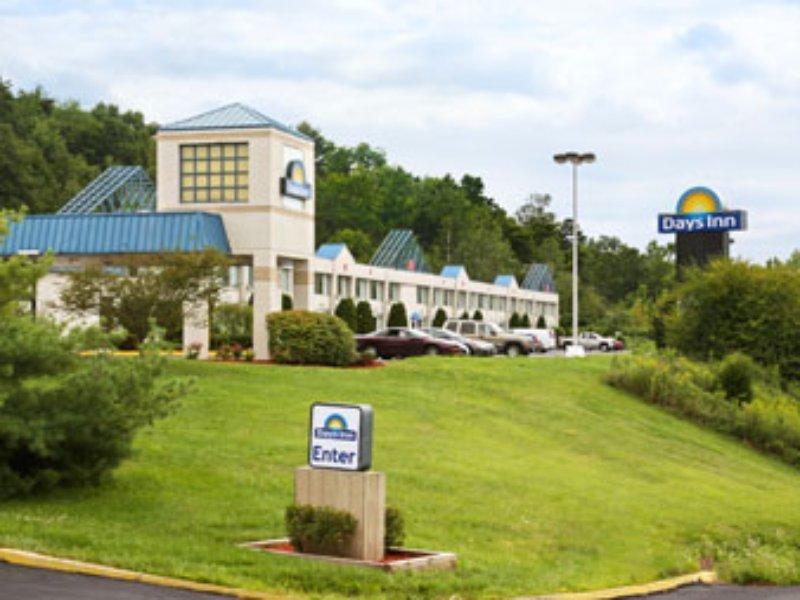 Days Inn Port Jervis Eksteriør bilde